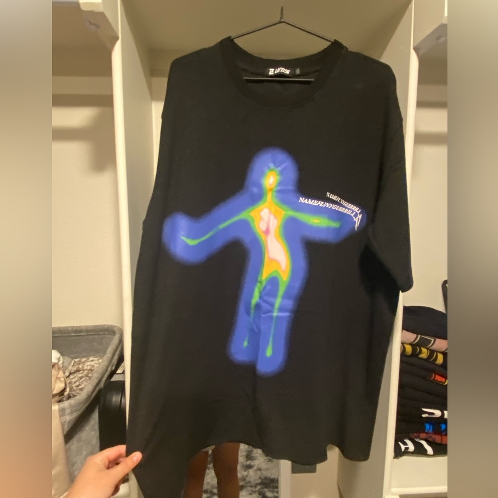 Oversized tee